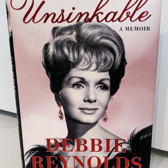 Debbie Reynolds Autographed "Unsinkable : A Memoir" Hardcover 1st/1st 2013 - Picture 1 of 8